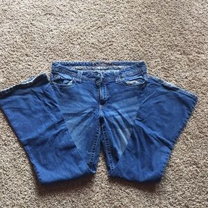 Rue 21 denim short mid-rise boot cute jeans